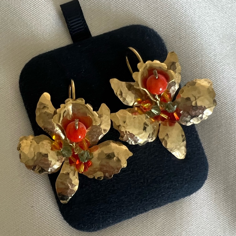 Earrings gold plated excellent condition